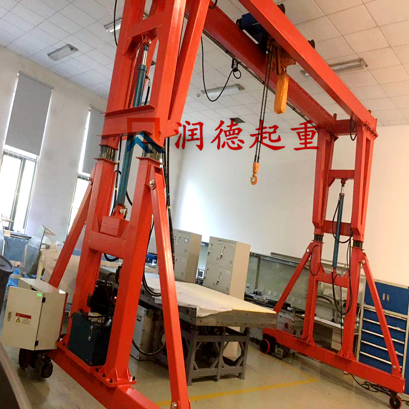 可移動(dòng)式雙梁液壓升降龍門架.jpg